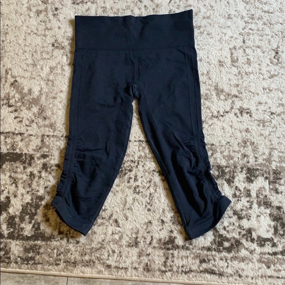 Lululemon leggings - Picture 1 of 4